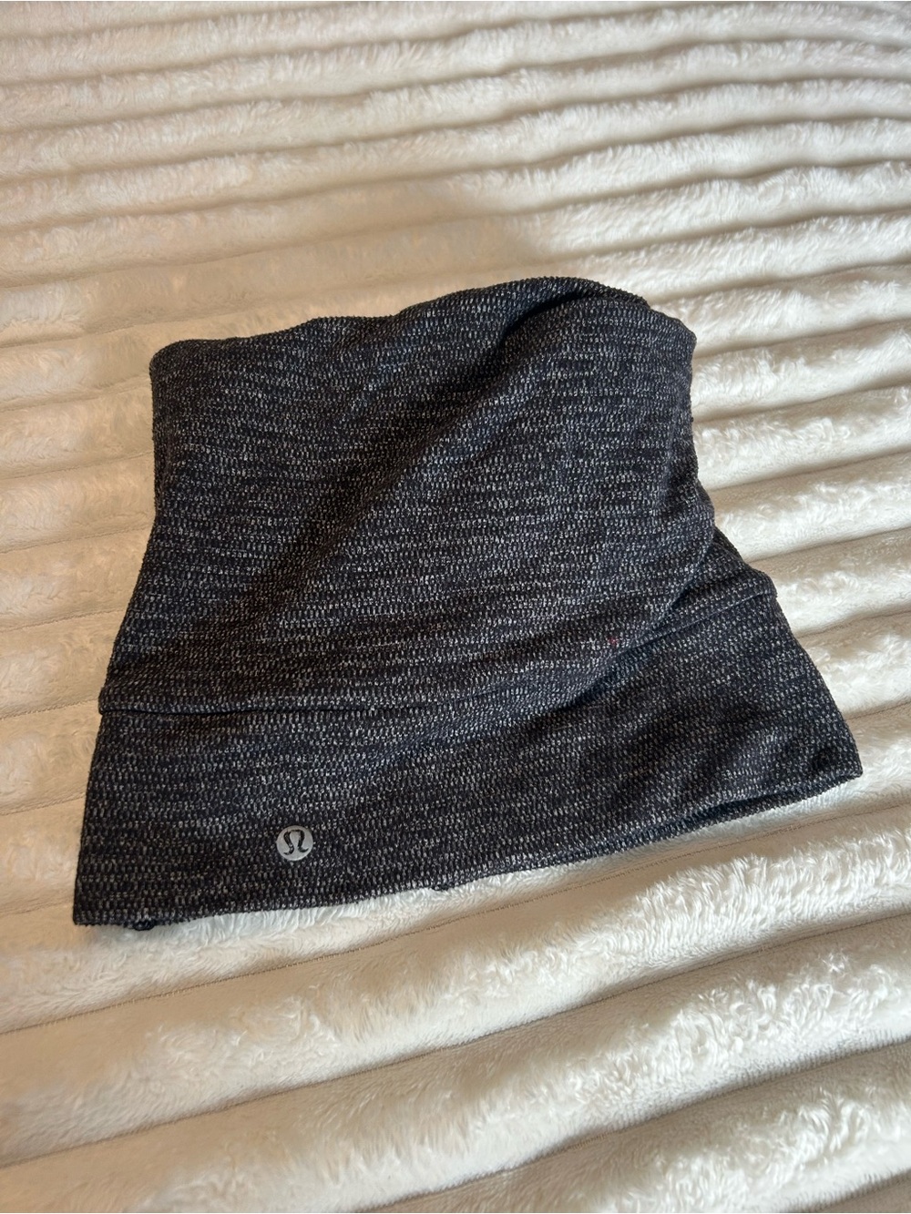 Lululemon top knot toque